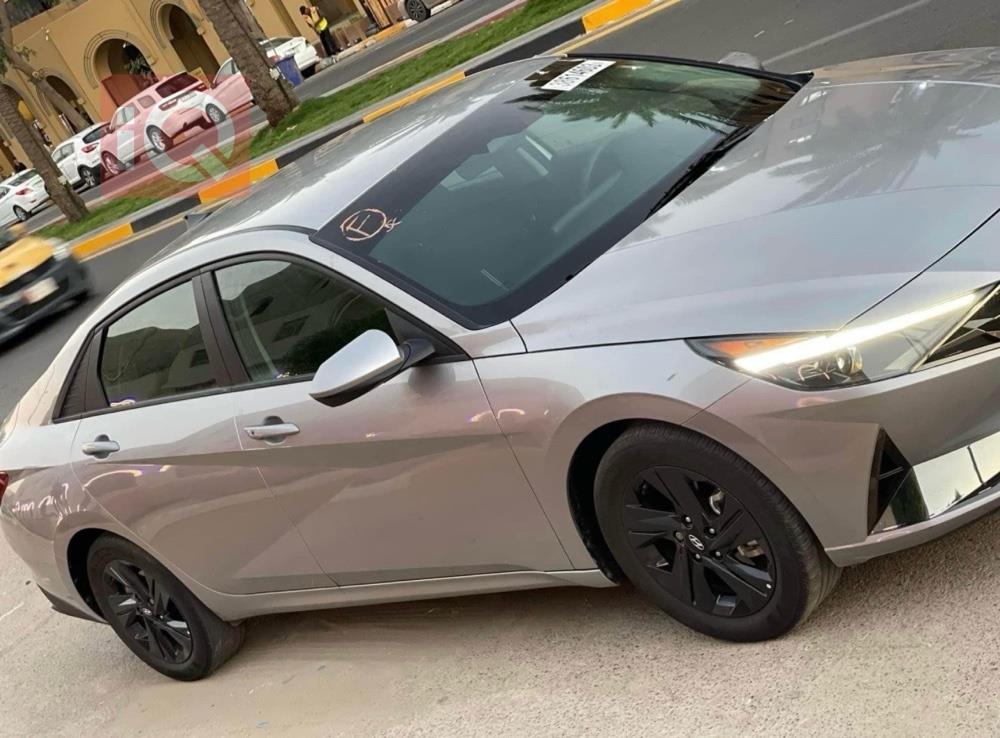 هیۆندای ئەلەنترا